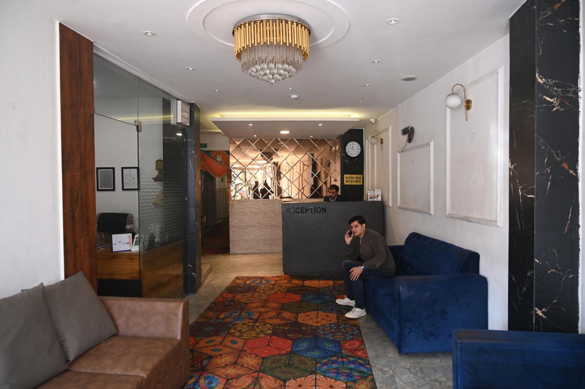 Hotel Dileep42 Lucknow Exterior photo